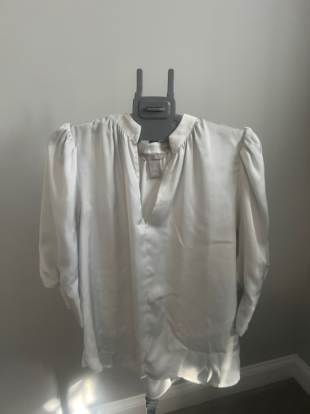 Vneck Silky Off White Women's Top